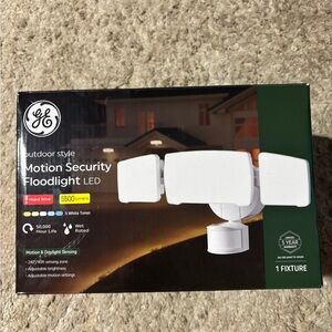 GE White Motion Security Floodlight LED